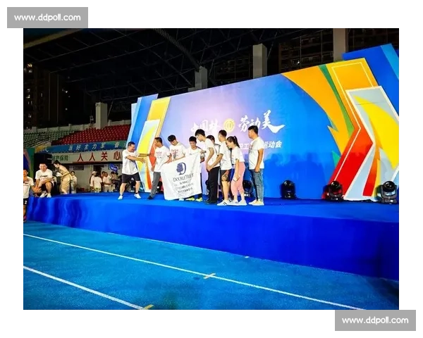 本地赛事精彩纷呈,助力体育文化发展,共享激情与荣耀 本地赛事精彩纷呈,助力体育文化发展,共享激情与荣耀